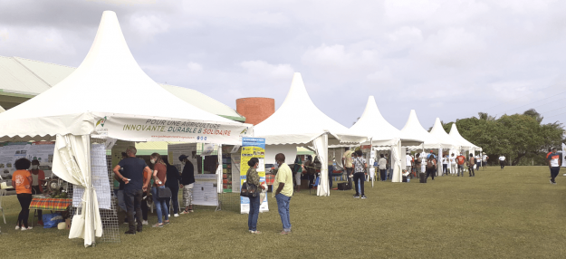 Bik’Agr’Innov’_stands_overall_view